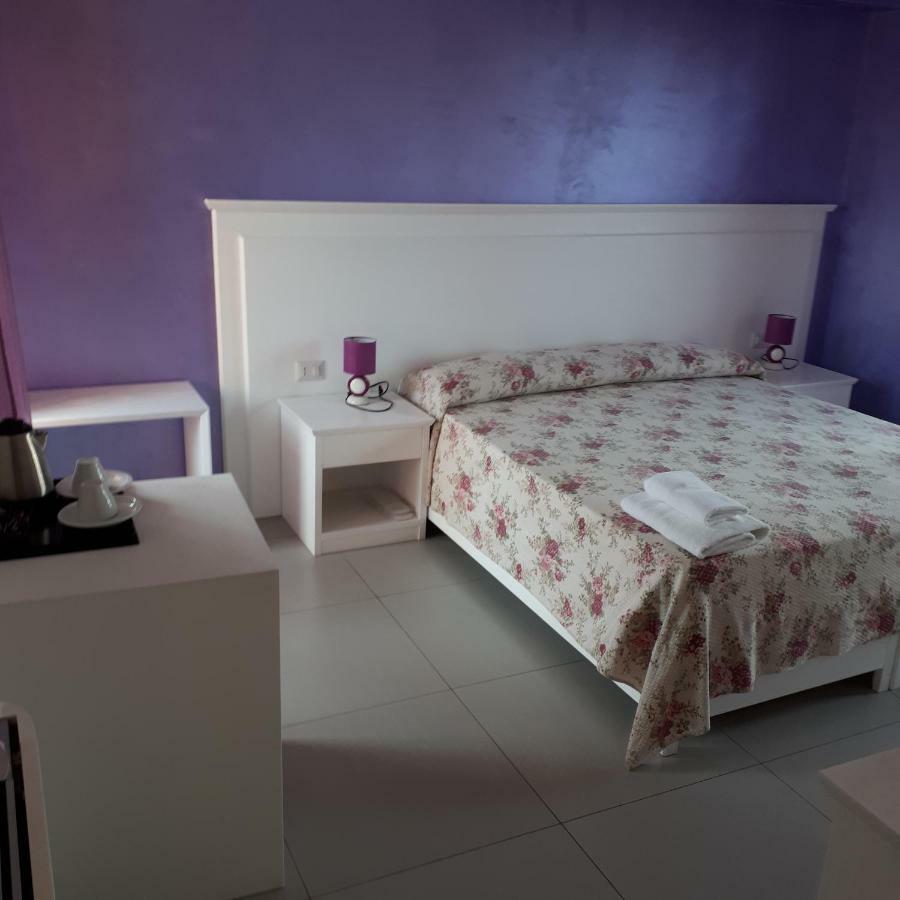 Residenza La Torre Bed and Breakfast Tropea Værelse billede